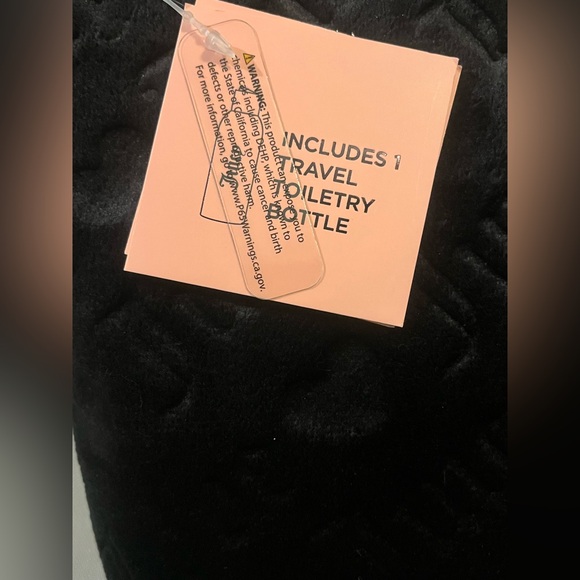 Juicy Couture Velour Black Embossed Cosmetic Bag Large New With Tags - Picture 2 of 8